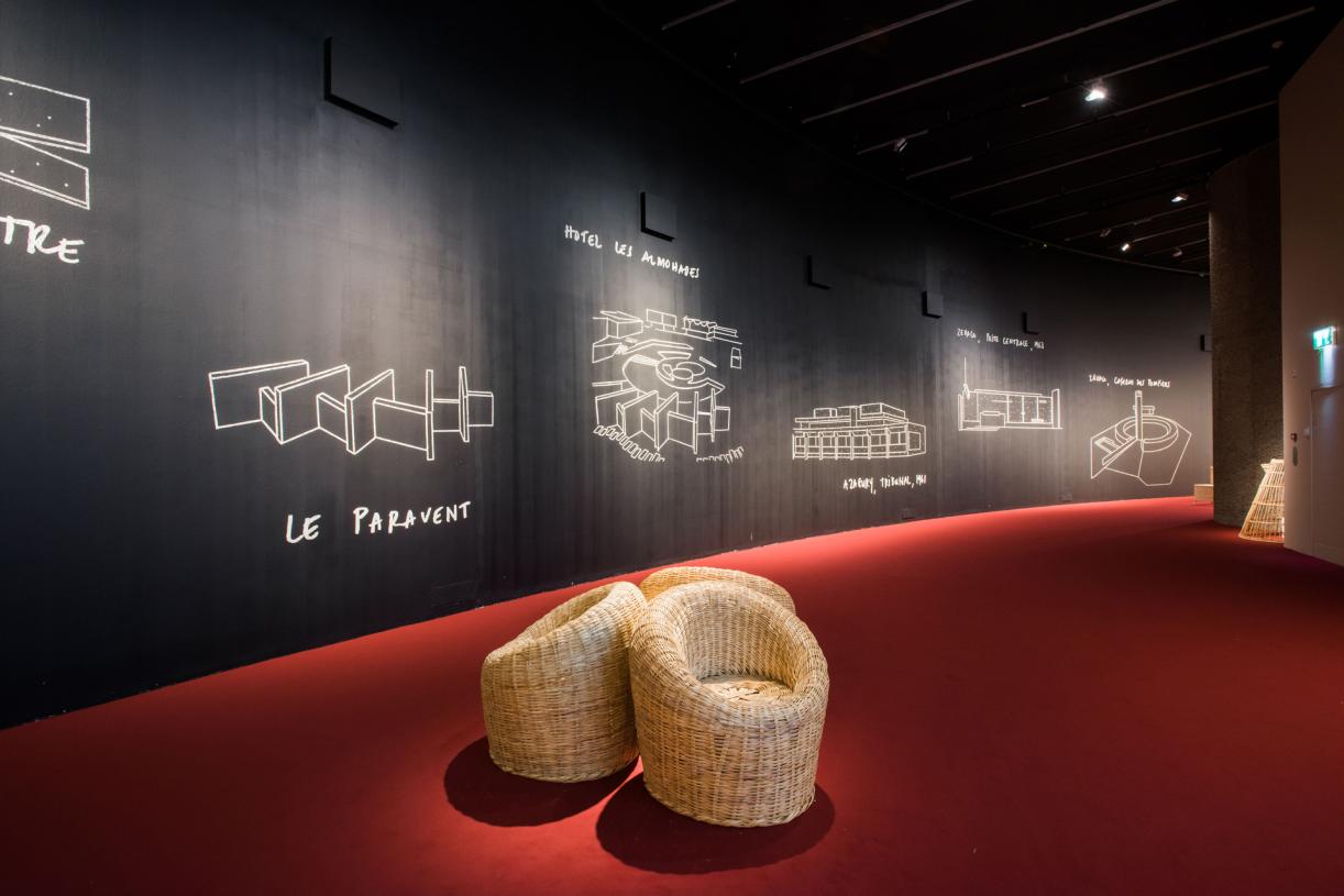 Agadir, 2018. Installation view The Curve, Barbican Centre. ©Tristan Fewings