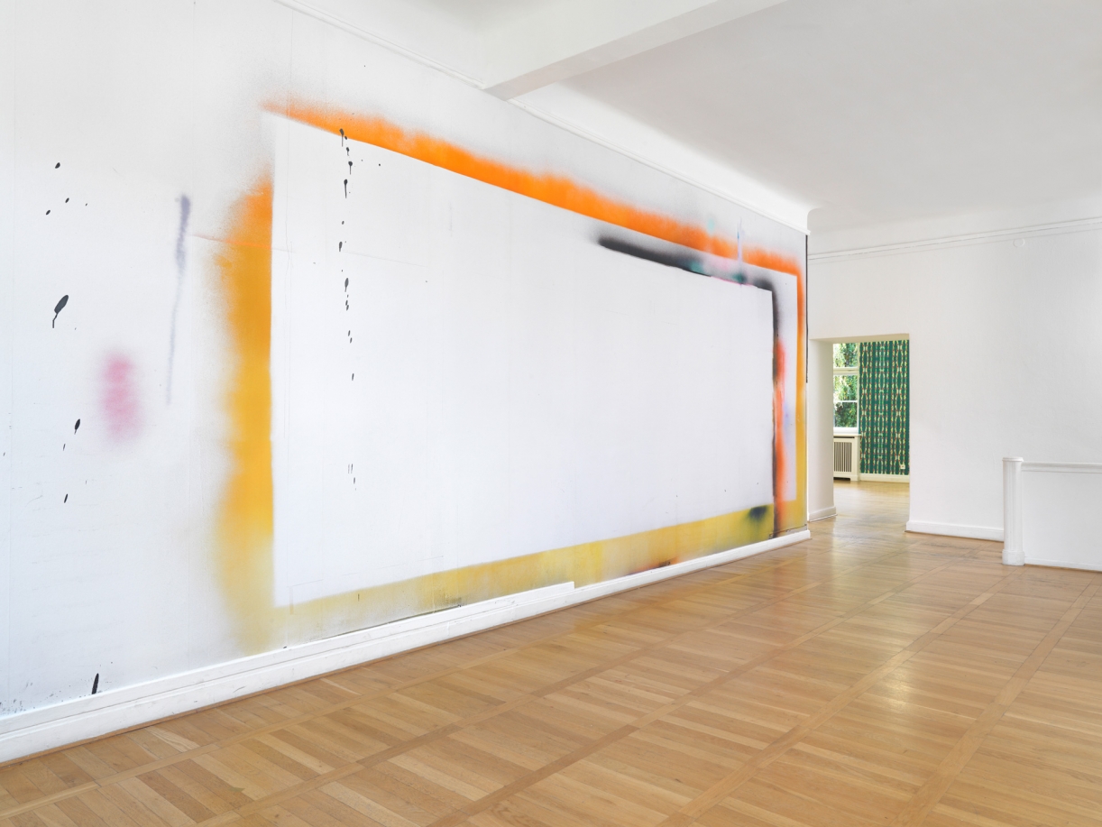 Christine Streuli, Nonstoppainting, Ausstellungsansicht, Haus am Waldsee, 2013, Foto: Bernd Borchardt