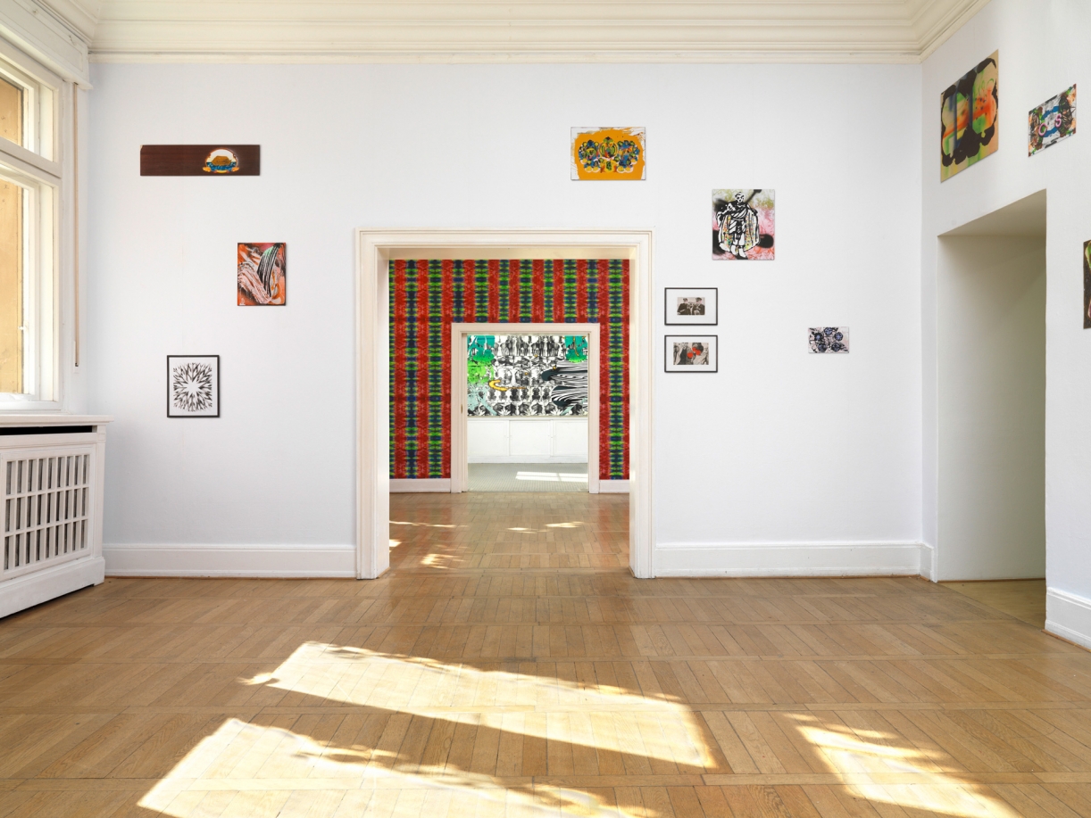 Christine Streuli, Nonstoppainting, Ausstellungsansicht, Haus am Waldsee, 2013, Foto: Bernd Borchardt