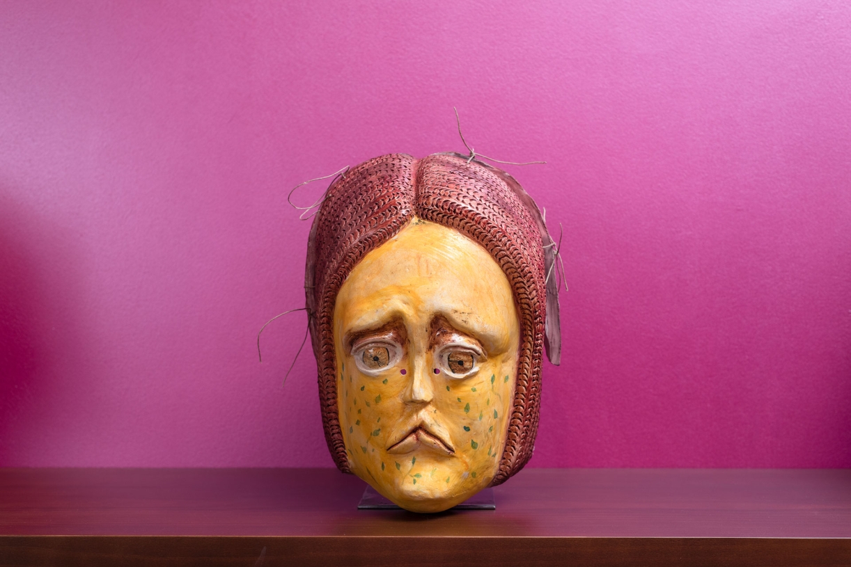 Wael Shawky, Roman Woman, 2022, Ceramic, clay and oil, 45 x 30 x 30 cm