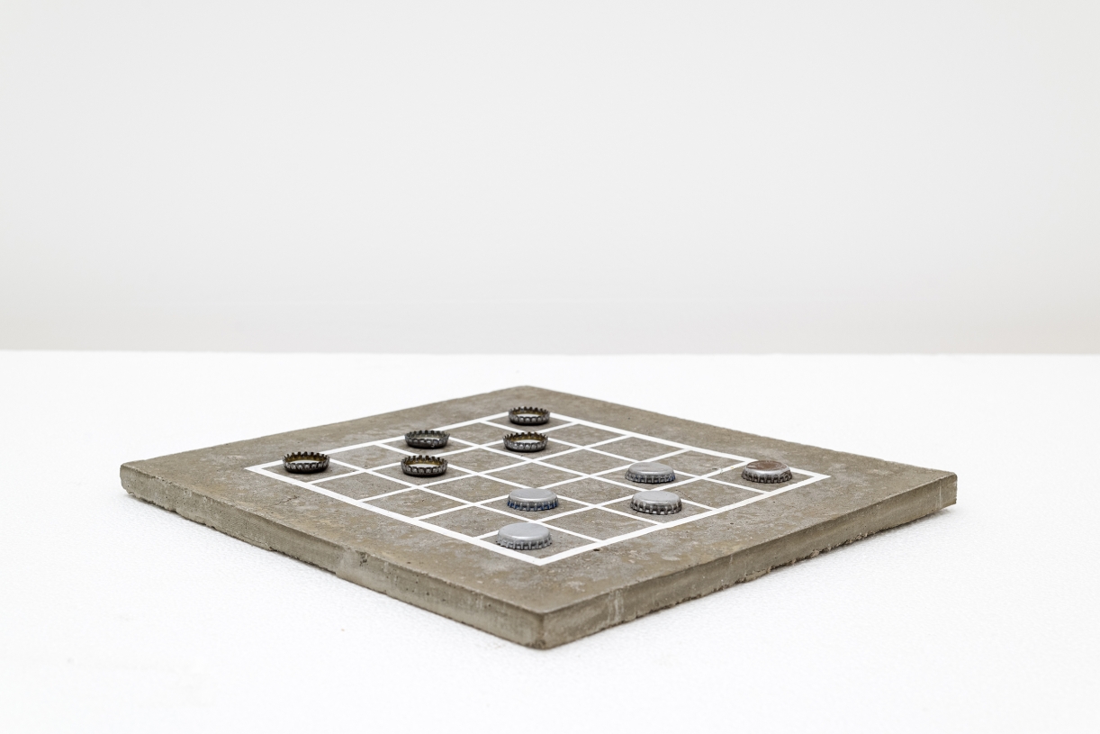 Dama, 2024, Oil pastel on grout, 7 alumium bottle caps, 36 × 36 × 2 cm