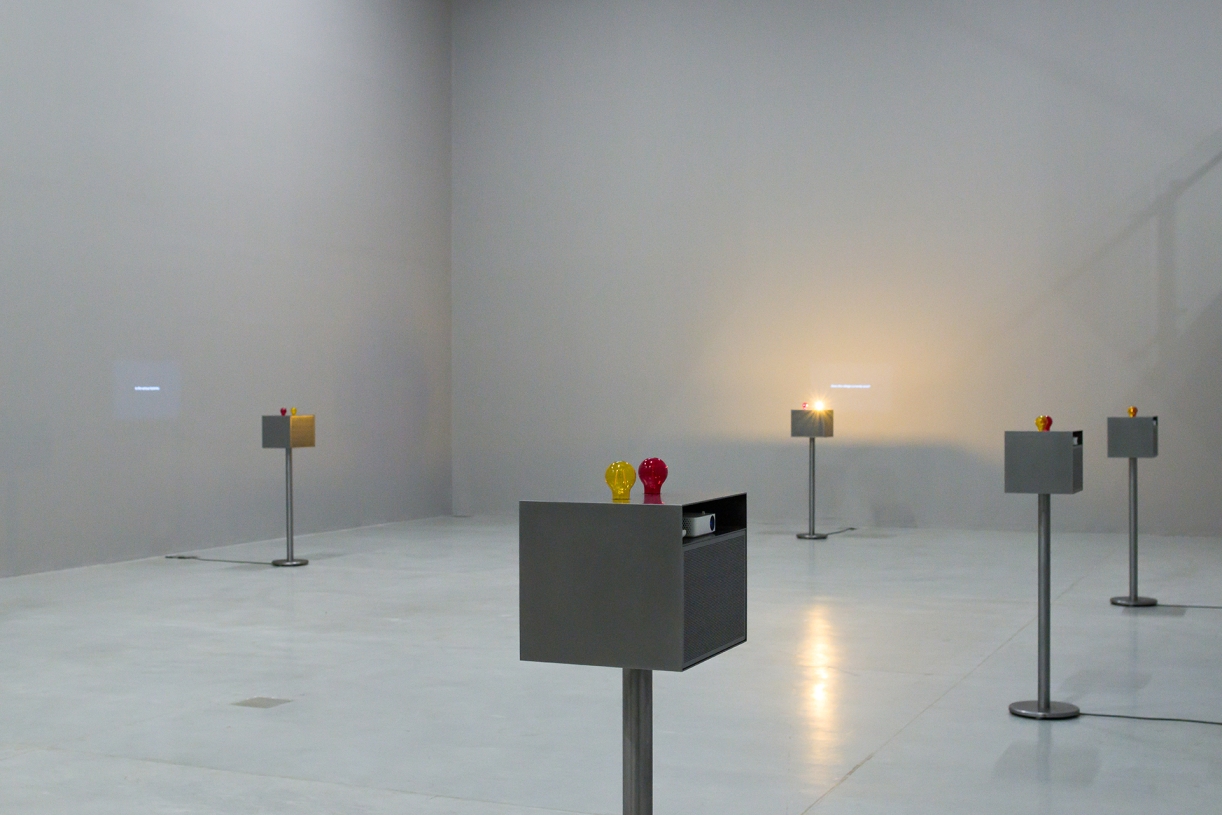 The Witness-Machine Complex, 2021. 14 LED lights, 7 steel stands, 7 projectors, 7-channel sound; 23 minutes. Installation view: The Sonic Image, Sharjah Art Foundation, 2022. Commissioned by Kunstverein Nürnberg. 