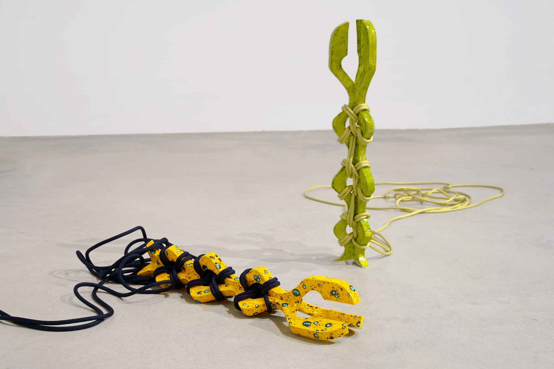 Timo Nasseri, Yellow-Darkblue and Green-Gold, 2019, Glazed ceramics and rope, 56 x 10 x 10 cm (each)