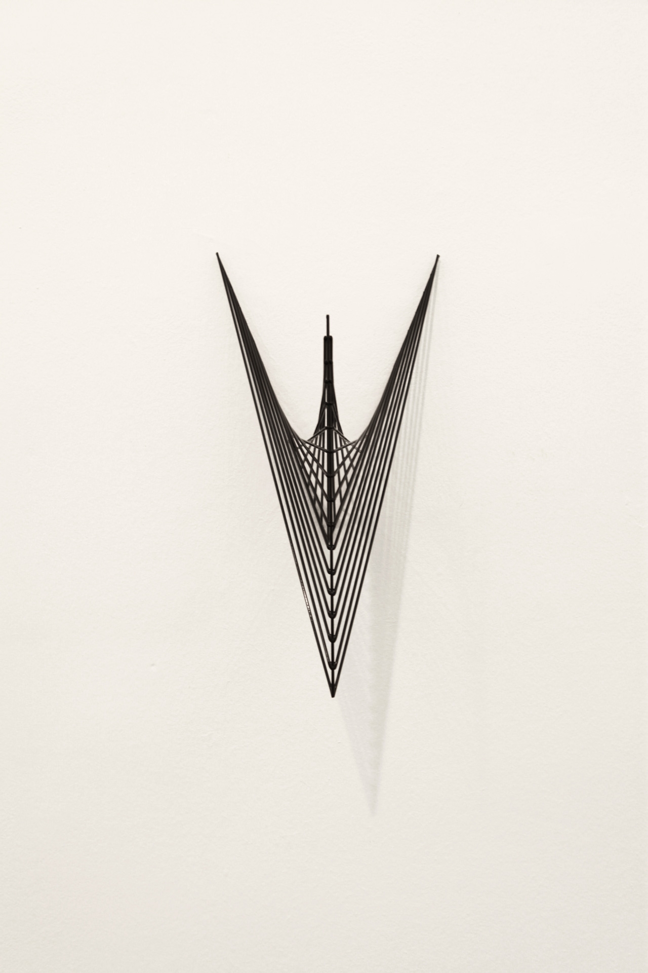 Timo Nasseri, Mesh #3, 2012, Steel, powder coated, 31 x 18 x 16 cm
