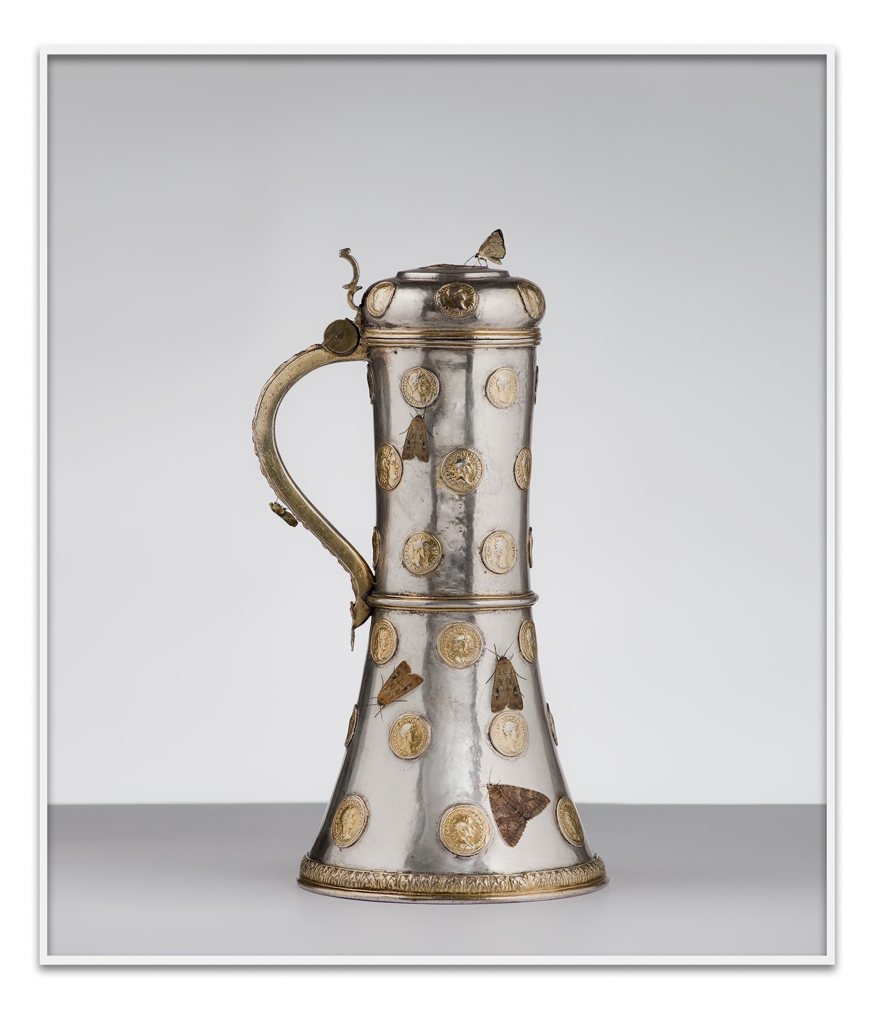 Walid Raad, The Gold and Silver, Moth_DEC0824, 2021, Inkjet print, 59,94 x 51,81cm, 5+2 AP