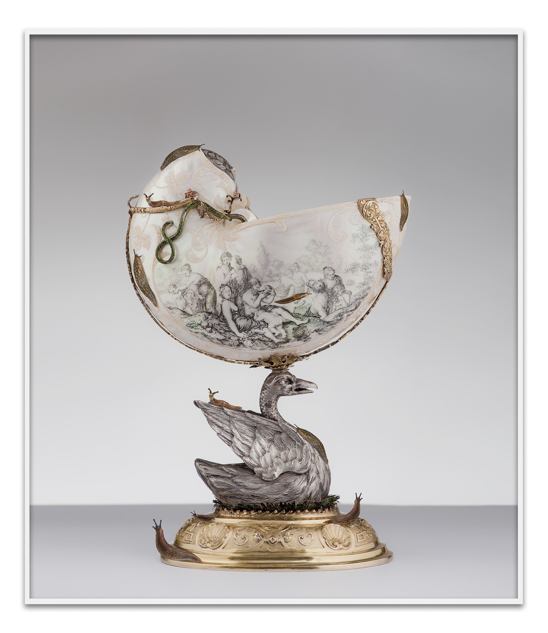 Walid Raad, The Gold and Silver, Slugs_DEC0919, 2021, Inkjet print, 59,94x51,81cm, 5+2 AP