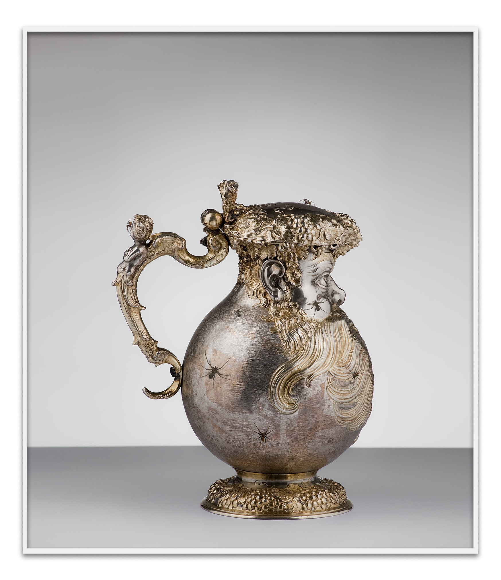 Walid Raad, The Gold and Silver, Spider_DEC1168_2021, Inkjet print, 59,94 x 51,81 cm, 5+2 AP