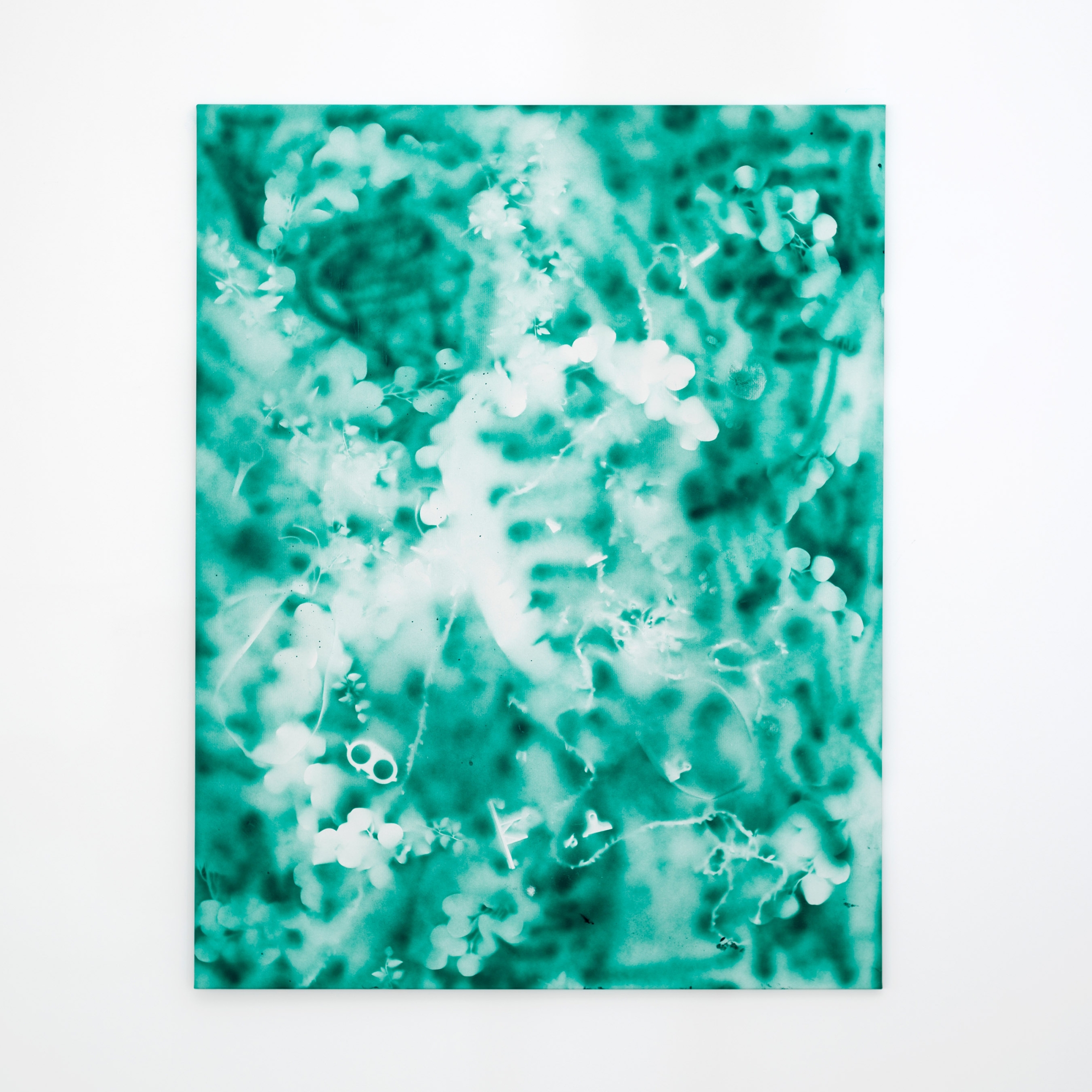 Ania Soliman, cockade-defect-snifter (radiance) [Witnesser 5], 2022, Spray paint on canvas, 180 x 140 x 2 cm
