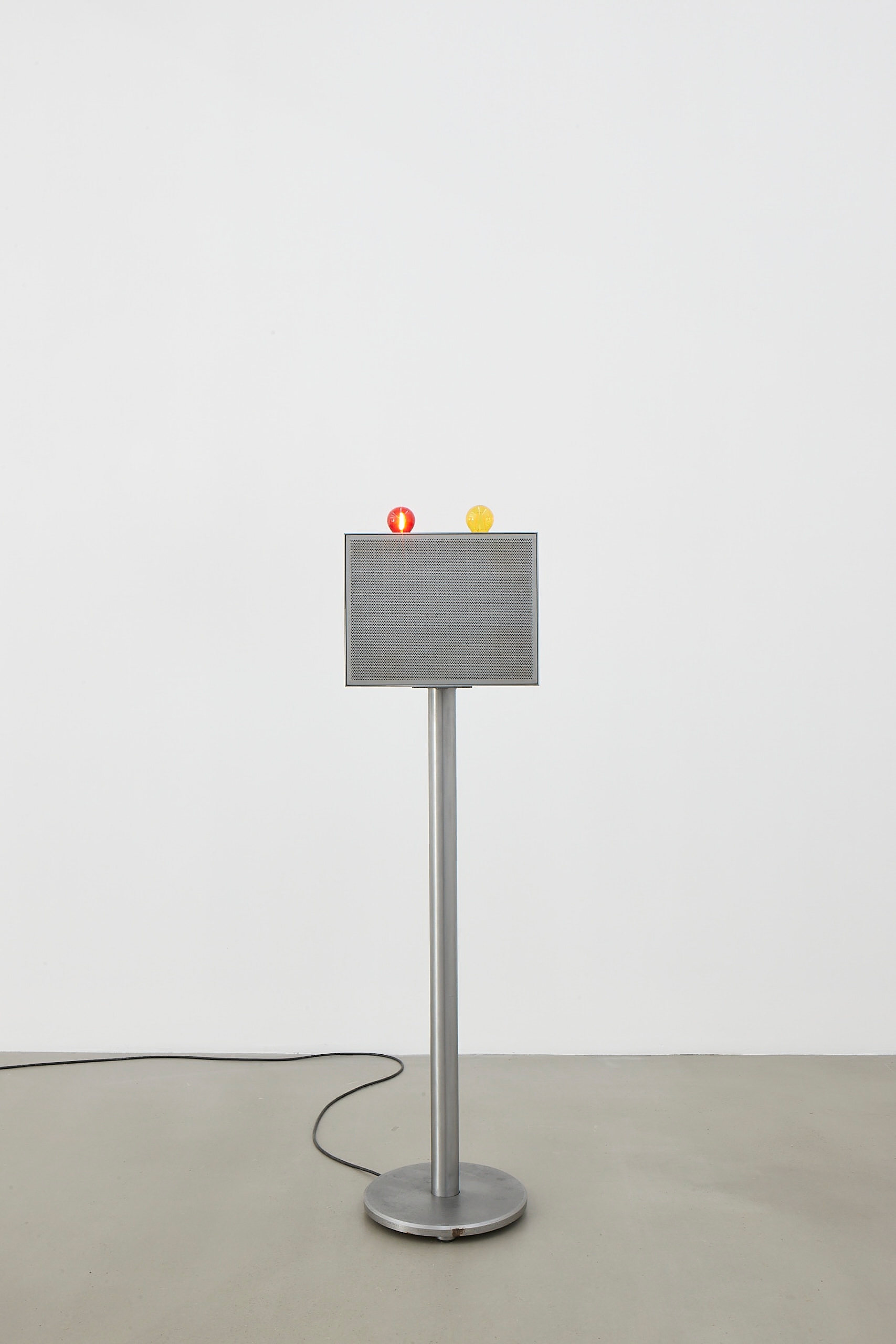 Lawrence Abu Hamdan, The Witness-Machine Complex, 2021, Steel stands, 3 video projections, 3 audio channels, 2 light bulbs, 136,5 x 35 x 35 cm