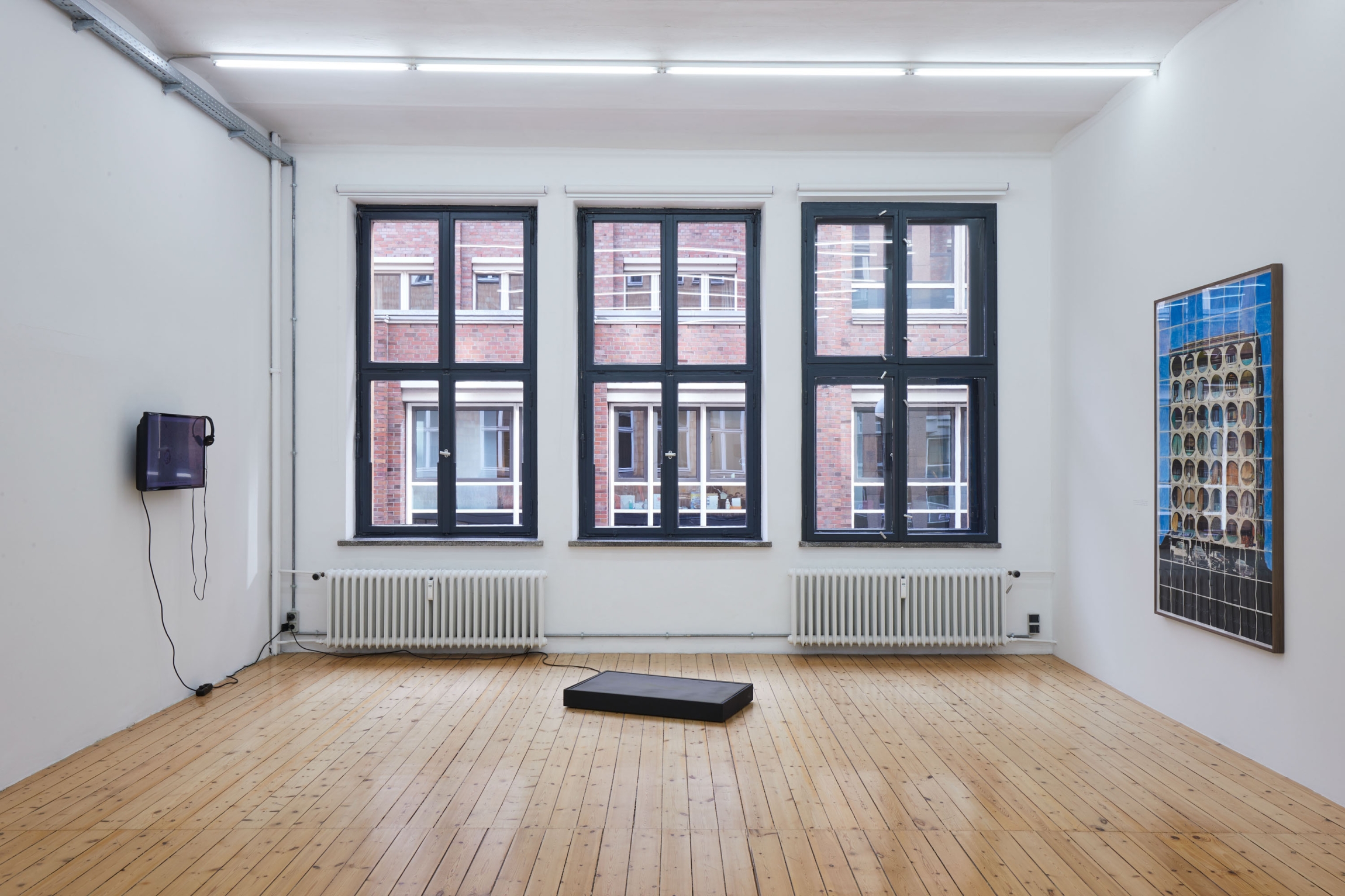 Rabih Mroué, My life always comes back to me like a lame dog, Exhibition view Sfeir-Semler Gallery Beirut / Hamburg, Hamburg, 2023
