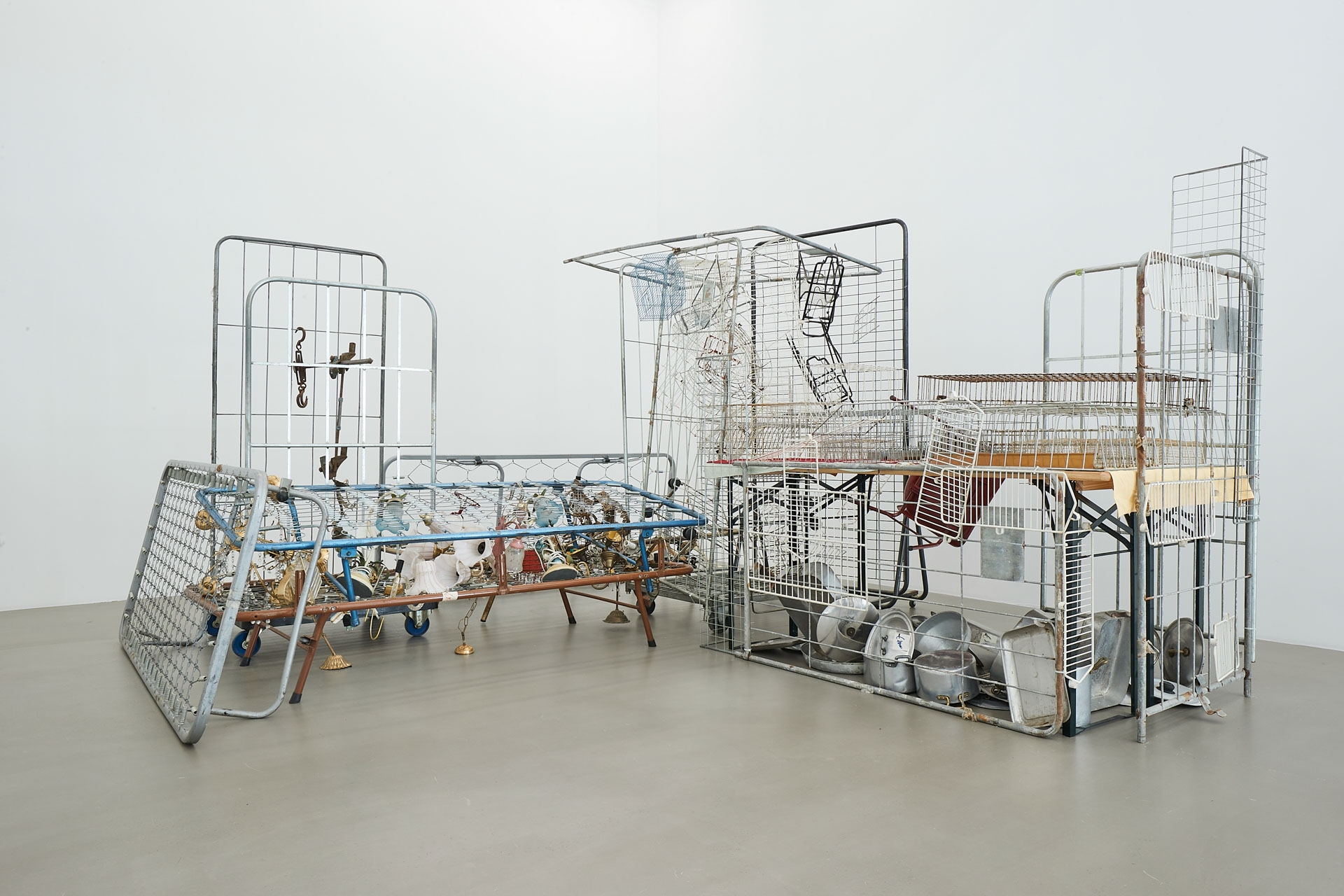Khalil Rabah, Exhibition view “Relocation, Among Other Things,” Sfeir-Semler, Hamburg, 2023