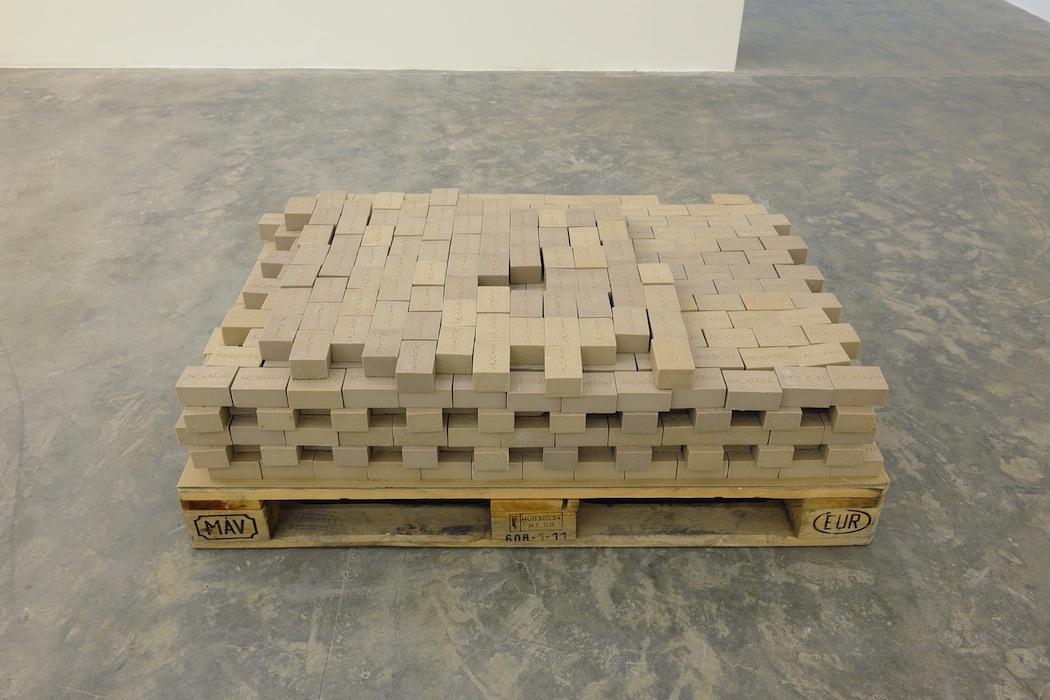 952/6954.jpg