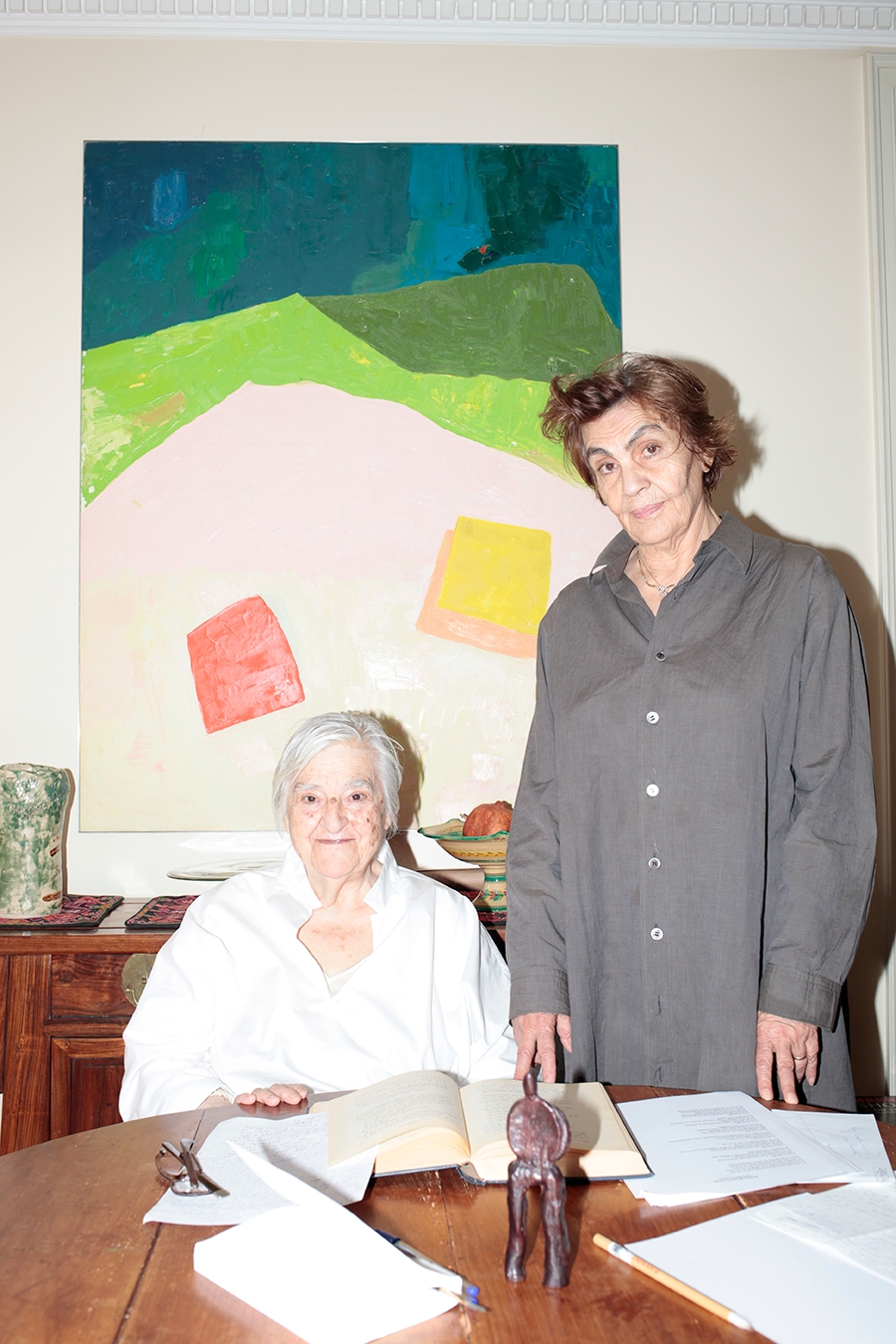 Etel Adnan and Simone Fattal ar rue Madame