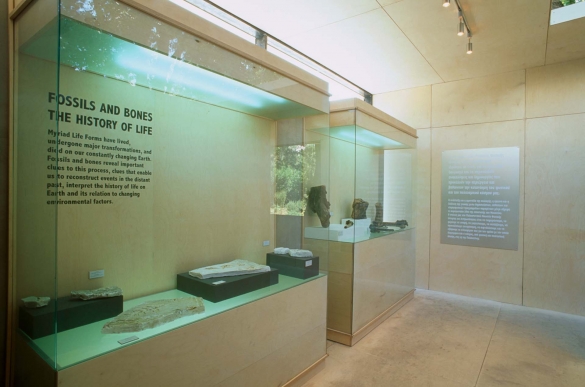 The Building of the New Museum, 2006, Exhibition view, EMST / Acropolis Museum, Athens   ​​​​​​​