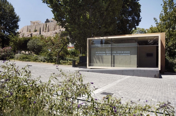 The Building of the New Museum, 2006, Exhibition view, EMST / Acropolis Museum, Athens   ​​​​​​​