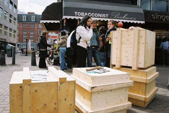 Tulips in Palestine, 2006, Exhibition view, De Apple, Amsterdam