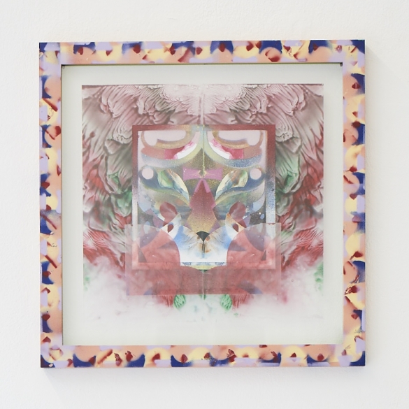 Moritz Altmann, eda, 2017, mixed media on paper and transparency, sprayed frame, 40,5 x 40,5 cm