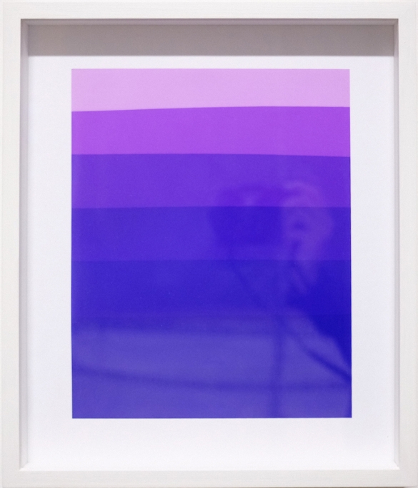 Photogram (Color gradient purple), photographic paper, 34 x 29 cm framed