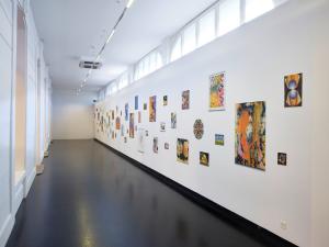 Christine Streuli, Kurze Arme, lange Beine, Exhibition view, Kunstmuseum Thun, 2020