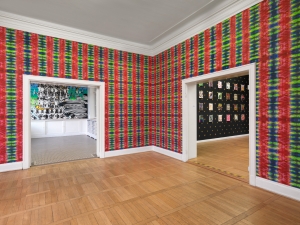 Christine Streuli, Nonstoppainting, Ausstellungsansicht, Haus am Waldsee, 2013, Foto: Bernd Borchardt