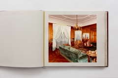 Walid Raad, Epilogue VI: The Curtains, 2021, 2_elodiegrethen-TBA21-1942, Inkjet print, 59,69 x 87,63 cm, 1+1 AP