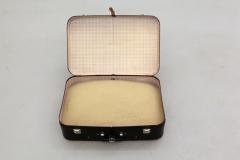 Untitled, 1998, Suitcase, sand, 42 x 58 x 68 cm, Ed. 3 + 2 AP